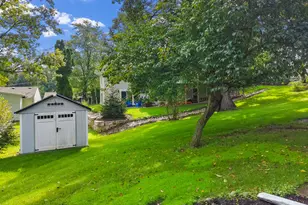 853 Van Slyke Dr, Fontana, WI 53125 - Photo 46