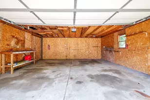 12130 Spring St, Racine, WI 53177 - Photo 28
