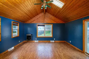 12130 Spring St, Racine, WI 53177 - Photo 4