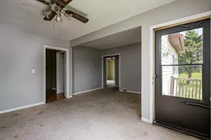 12130 Spring St, Racine, WI 53177 - Photo 18