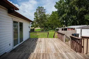 12130 Spring St, Racine, WI 53177 - Photo 24