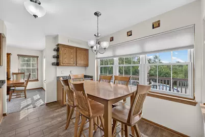 302  Margaret Ct, Burlington, WI 53105 - Photo 8