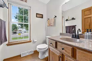 302 Margaret Ct, Burlington, WI 53105 - Photo 26