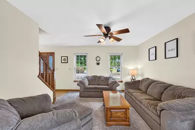 302  Margaret Ct, Burlington, WI 53105 - Photo 10