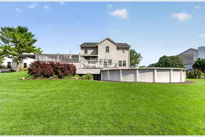 302  Margaret Ct, Burlington, WI 53105 - Photo 38