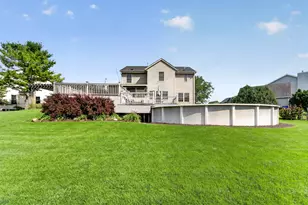 302 Margaret Ct, Burlington, WI 53105 - Photo 38