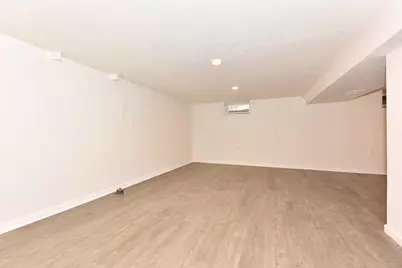 9030 W Helena Ct, Milwaukee, WI 53224 - Photo 14