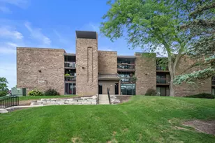 3635 N Tucker Pl, Milwaukee, WI 53222 - Photo 18