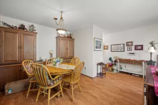 3635 N Tucker Pl, Milwaukee, WI 53222 - Photo 8