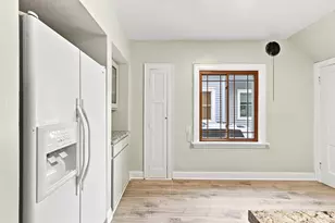 1964 S 81st St, West Allis, WI 53219 - Photo 12