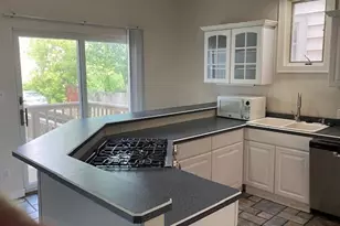 1501 N Cass St, Milwaukee, WI 53202 - Photo 14