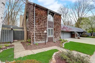 95 Woodfield Ct, Racine, WI 53402 - Photo 1