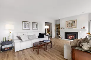 1 Deepwood Ct, Racine, WI 53402 - Photo 4