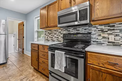 506 W College Ave, Waukesha, WI 53186 - Photo 12