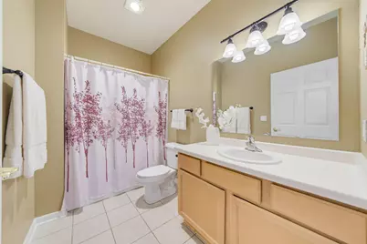 695 W Dekora St #D, Saukville, WI 53080 - Photo 20