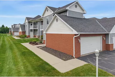 695 W Dekora St #D, Saukville, WI 53080 - Photo 24