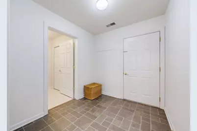695 W Dekora St #D, Saukville, WI 53080 - Photo 22
