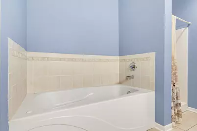 695 W Dekora St #D, Saukville, WI 53080 - Photo 16