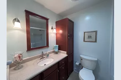 648  Hollybrook Ln, Saukville, WI 53080 - Photo 8