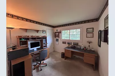 648  Hollybrook Ln, Saukville, WI 53080 - Photo 10