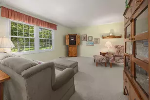 648 Hollybrook Ln, Saukville, WI 53080 - Photo 4