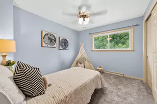 8551 N Manor Ln, Fox Point, WI 53217 - Photo 26