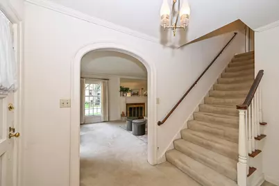 2576  Pasadena Blvd, Wauwatosa, WI 53226 - Photo 4