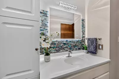 1711 W Clayton Crest Ave, Milwaukee, WI 53221 - Photo 26