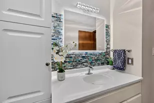 1711 W Clayton Crest Ave, Milwaukee, WI 53221 - Photo 26