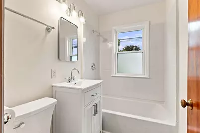 2062  Shoop St, Racine, WI 53404 - Photo 8