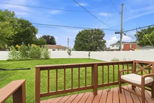 2062 Shoop St, Racine, WI 53404 - Photo 16