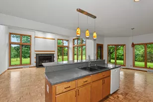 W253S11030 Hunters Ct, Vernon, WI 53149 - Photo 22