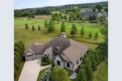 833  Clover Ct, Sheboygan Falls, WI 53085 - Photo 2