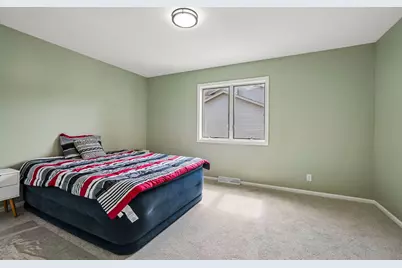 4035 S Avon Dr, New Berlin, WI 53151 - Photo 32