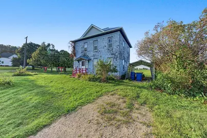 1110 W Broadway St, Viroqua, WI 54665 - Photo 2