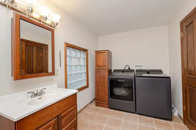 1577  East Gate Dr, Watertown, WI 53094 - Photo 32
