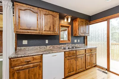 1577  East Gate Dr, Watertown, WI 53094 - Photo 8