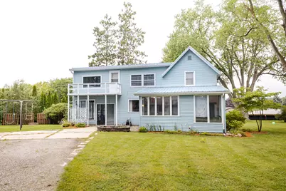 1577  East Gate Dr, Watertown, WI 53094 - Photo 2