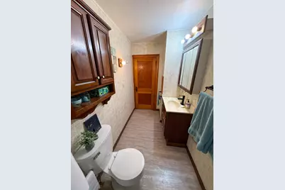 509  Lake St, Fond du Lac, WI 54937 - Photo 12