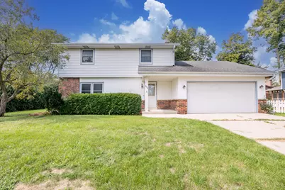 3635 S Loretta Ln, New Berlin, WI 53151 - Photo 22