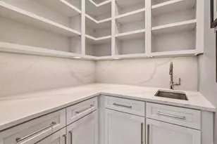 1012 E Ogden Ave, Milwaukee, WI 53202 - Photo 6