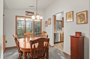 2533 Crosscreek Dr, Sheboygan, WI 53081 - Photo 6