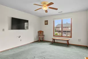 2533 Crosscreek Dr, Sheboygan, WI 53081 - Photo 12