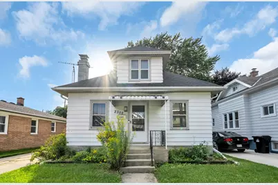 2302  Blake Ave, Racine, WI 53404 - Photo 2