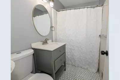 10945 W Jeffrey Ln, Milwaukee, WI 53225 - Photo 8