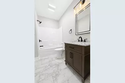 W389N7108  Pennsylvania St, Oconomowoc, WI 53066 - Photo 22