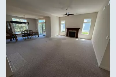 6837 W Greyhawk Ct, Franklin, WI 53132 - Photo 12