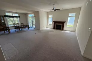 6837 W Greyhawk Ct, Franklin, WI 53132 - Photo 12
