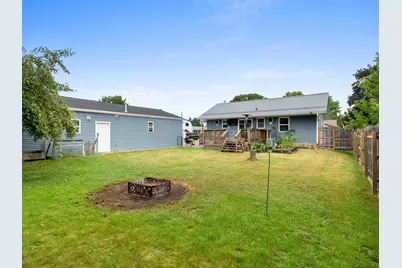 2319  38th St, Two Rivers, WI 54241 - Photo 8