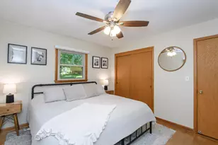 8801 W Dosie Ave, Greenfield, WI 53228 - Photo 14